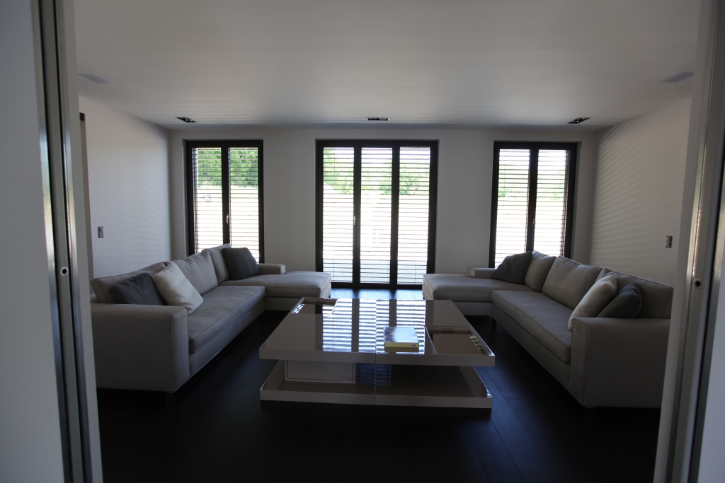 VILLA #8